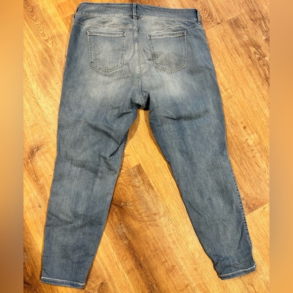 Torrid Skinny Premium High Rise Jegging Jeans - Medium Wash - Size 20 - Picture 2 of 5